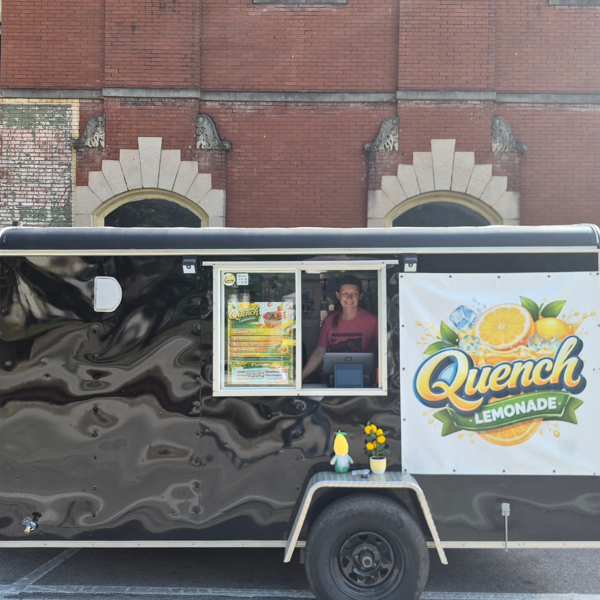 QUENCH LEMONADE